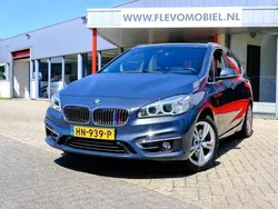 Grijs, metallic lak Gebruikt 2015 BMW 225 Active Tourer Comfort Edition MPV | € 13.750 (Eerlijke prijs)