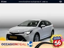 Pure white (licht wit) Gebruikt 2021 Toyota Corolla Active Stationwagen | € 22.845 (Eerlijke prijs)
