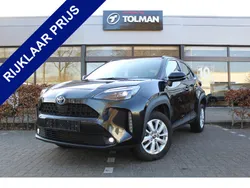 Zwart, metallic lak Gebruikt 2023 Toyota Yaris Cross Limited SUV | € 28.950 (Eerlijke prijs)