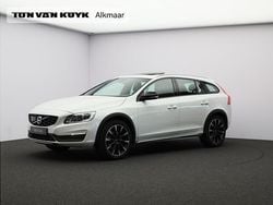 Wit Gebruikt 2018 Volvo V60 CC Stationwagen | € 26.950 (Goede deal)
