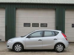 Grijs, metallic lak Gebruikt 2009 Hyundai i30 Active Hatchback | € 2.450 (Eerlijke prijs)