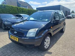 Grijs Gebruikt 2005 Ford Fusion Trend MPV | € 1.199
