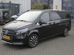 Zwart Gebruikt 2024 Mercedes V300 Avantgarde MPV | € 75.950 (Duur)