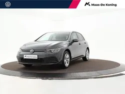 Grijs Gebruikt 2023 VW Golf VIII Life Hatchback | € 23.940 (Goede deal)