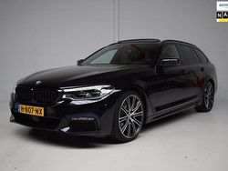 Zwart Gebruikt 2020 BMW 520 M Sport Stationwagen | € 29.945 (Eerlijke prijs)