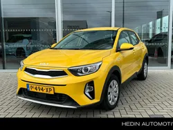 Geel Gebruikt 2022 Kia Stonic Comfort SUV | € 16.945 (Super prijs)