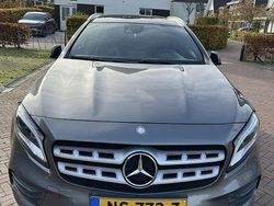 Grijs Gebruikt 2017 Mercedes GLA180 AMG line SUV | € 18.500 (Eerlijke prijs)