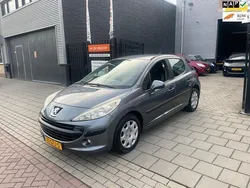 Grijs, metallic lak Gebruikt 2008 Peugeot 207 Hatchback | € 2.499 (Eerlijke prijs)