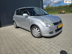 Grijs, metallic lak Gebruikt 2007 Suzuki Swift Hatchback | € 2.199 (Goede deal)