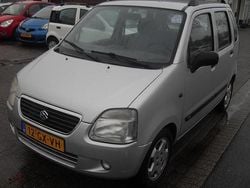 Grijs (metallic) Gebruikt 2001 Suzuki Wagon R+ GL Stationwagen | € 950 (Eerlijke prijs)