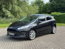 Zwart Gebruikt 2013 Ford Fiesta ST-Line Hatchback | € 7.750 (Iets duurder)