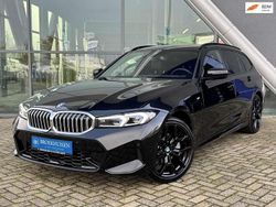 Zwart Gebruikt 2025 BMW 330e M Sport Stationwagen | € 49.950 (Super prijs)