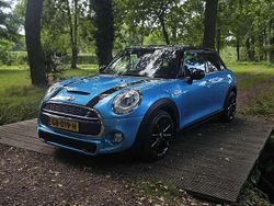 Blauw Gebruikt 2015 Mini Cooper S Hatchback | € 15.950 (Eerlijke prijs)