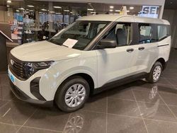 Grijs Nieuw 2024 Ford Tourneo Courier Trend MPV | € 25.900 (Duur)