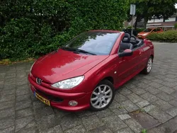 Rood Gebruikt 2004 Peugeot 206 CC Cabriolet | € 1.550 (Goede deal)