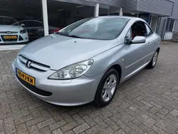 Grijs, metallic lak Gebruikt 2004 Peugeot 307 CC Cabriolet | € 4.950