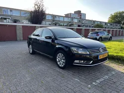 Zwart Gebruikt 2013 VW Passat Comfortline Sedan | € 8.299 (Goede deal)