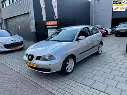 Grijs Gebruikt 2005 Seat Ibiza Reference Hatchback | € 1.499 (Iets duurder)