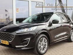 Zwart Gebruikt 2022 Ford Kuga Vignale SUV | € 28.815 (Eerlijke prijs)