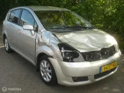 Grijs Gebruikt 2007 Toyota Verso MPV | € 1.675 (Goede deal)