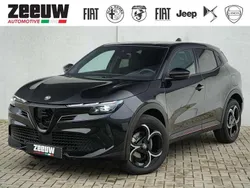 Zwart Nieuw 2025 Alfa Romeo Junior Edizione Speciale SUV | € 38.900 (Eerlijke prijs)