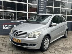 Grijs Gebruikt 2007 Mercedes B170 MPV | € 4.390 (Eerlijke prijs)