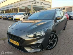 Grijs Gebruikt 2020 Ford Focus ST-Line Stationwagen | € 20.950 (Eerlijke prijs)