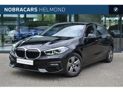 Zwart Gebruikt 2020 BMW 118 Executive Hatchback | € 21.750 (Eerlijke prijs)