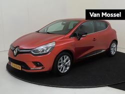 Rood Gebruikt 2018 Renault Clio IV LIMITED Hatchback | € 10.735 (Eerlijke prijs)