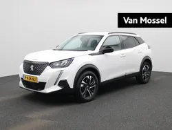 Wit Gebruikt 2022 Peugeot 2008 Allure SUV | € 23.935 (Eerlijke prijs)