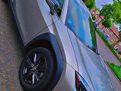 Brons Gebruikt 2019 Lexus UX 250h Business Edition SUV | € 27.500 (Eerlijke prijs)