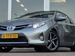 Grijs Gebruikt 2014 Toyota Auris Touring Sports Stationwagen | € 11.244 (Goede deal)