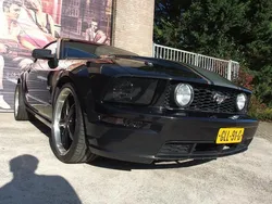 Zwart Gebruikt 2006 Ford Mustang GT Cabriolet | € 22.500
