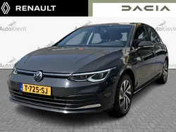 Grijs Gebruikt 2021 VW Golf VIII Style Hatchback | € 21.950 (Super prijs)