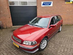 Rood Gebruikt 2000 Volvo V40 Stationwagen | € 1.950