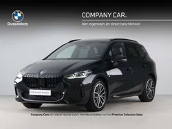 Zwart, metallic lak Gebruikt 2025 BMW 225 Active Tourer M Sport MPV | € 53.900 (Eerlijke prijs)