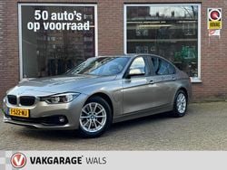 Grijs Gebruikt 2018 BMW 330e Executive Sedan | € 21.950 (Super prijs)