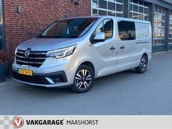 Grijs Gebruikt 2023 Renault Trafic Luxe Van | € 32.950