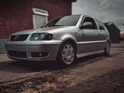 Zilver Gebruikt 2001 VW Polo Trendline Hatchback | € 750 (Goede deal)