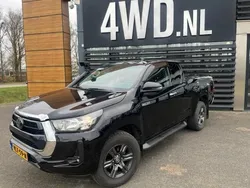 Zwart Gebruikt 2021 Toyota HiLux Edition Pickup | € 30.740 (Eerlijke prijs)