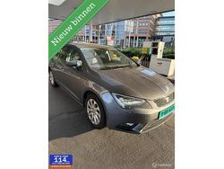 Grijs Gebruikt 2016 Seat Leon CONNECT Hatchback | € 6.900 (Super prijs)