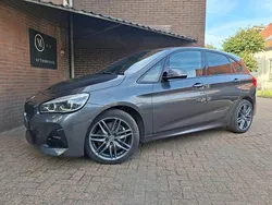 Grijs Gebruikt 2018 BMW 220 Executive Stationwagen | € 22.440 (Duur)