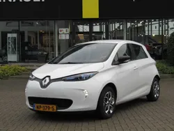Wit Gebruikt 2017 Renault Zoe Life Hatchback | € 7.945 (Eerlijke prijs)