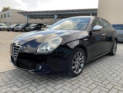 Zwart Gebruikt 2012 Alfa Romeo Giulietta Business Hatchback | € 6.950 (Eerlijke prijs)