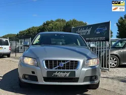 Grijs Gebruikt 2008 Volvo V70 Summum Stationwagen | € 5.950 (Iets duurder)