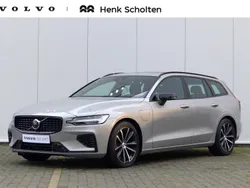 Grijs Gebruikt 2024 Volvo V60 Plus Stationwagen | € 51.950 (Duur)