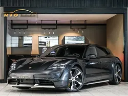 Grijs metallic Gebruikt 2021 Porsche Taycan Cross Turismo Sedan | € 80.000