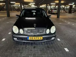 Grijs Gebruikt 2002 Mercedes E320 Elegance Sedan | € 5.200