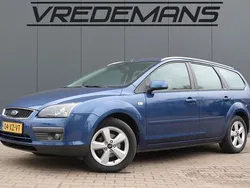Blauw, metallic lak Gebruikt 2007 Ford Focus Ambiente Stationwagen | € 750 (Super prijs)