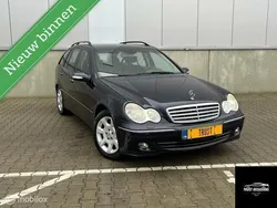 Blauw, metallic lak Gebruikt 2005 Mercedes C220 Avantgarde Stationwagen | € 1.995 (Super prijs)